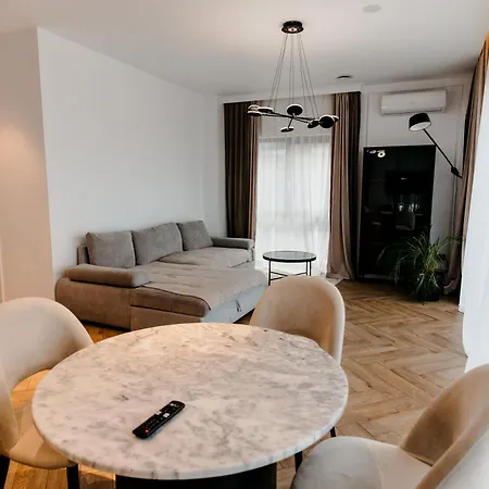 Evo Panoramic * 克卢日-纳波卡